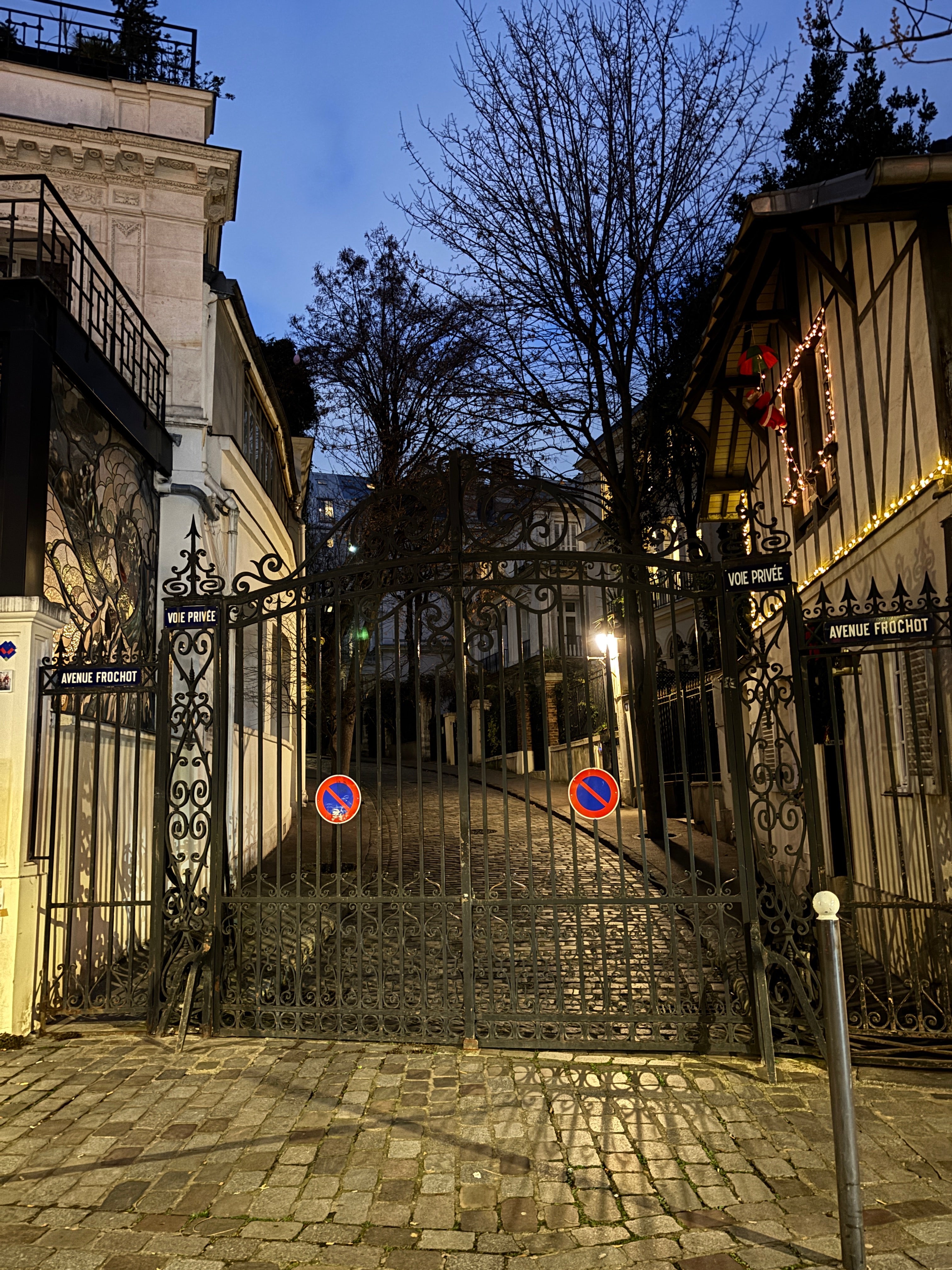 Puzzle 500 pièces Voie Frochot Paris 9