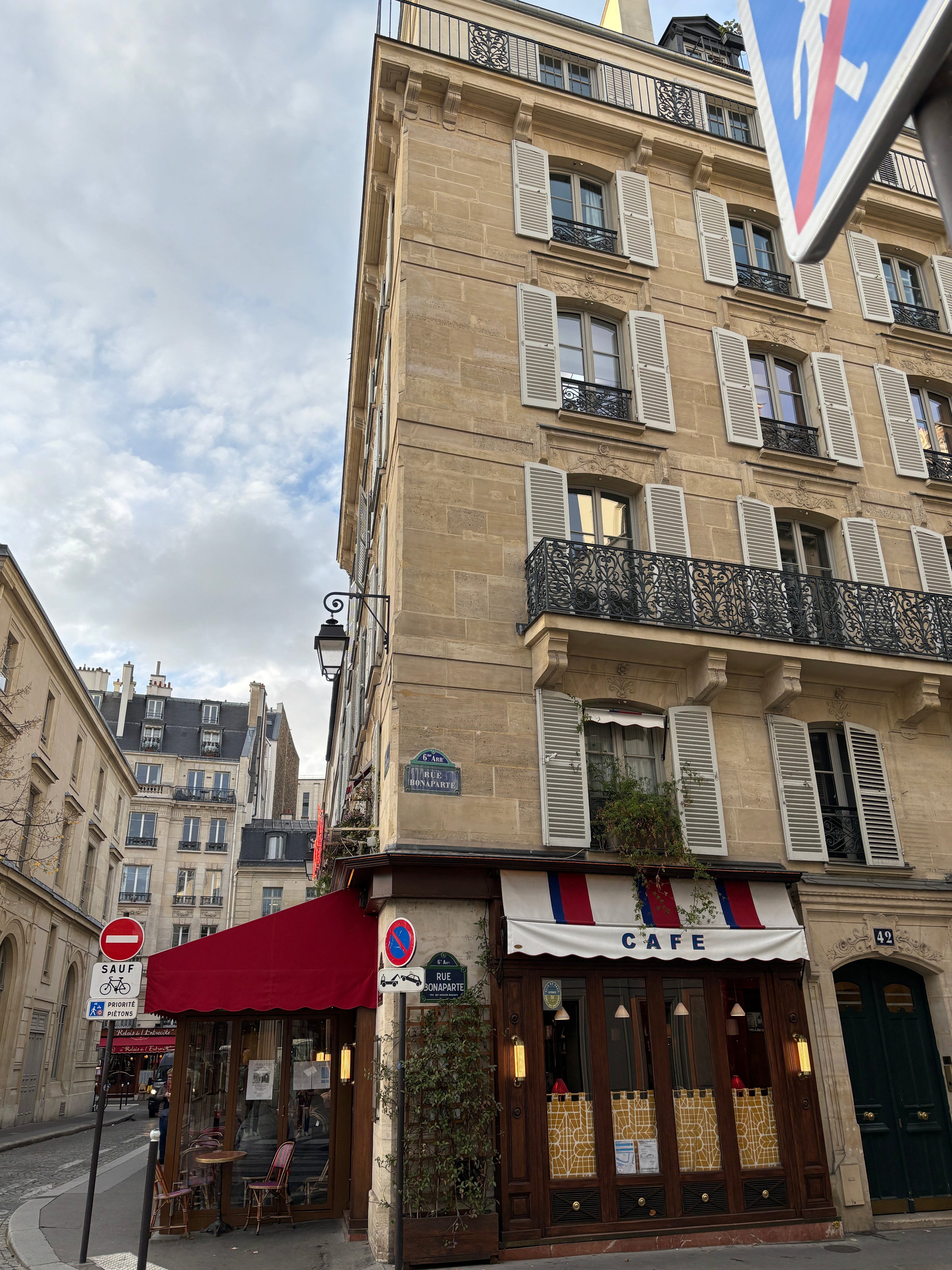 Puzzle 1000 pièces rue Bonaparte Paris 6